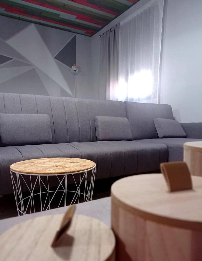 Apartamentos Callampa Torrejón el Rubio Zewnętrze zdjęcie